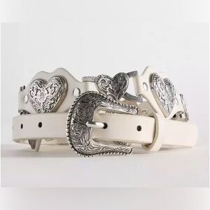 CLEANOUT Plus size heart western belt